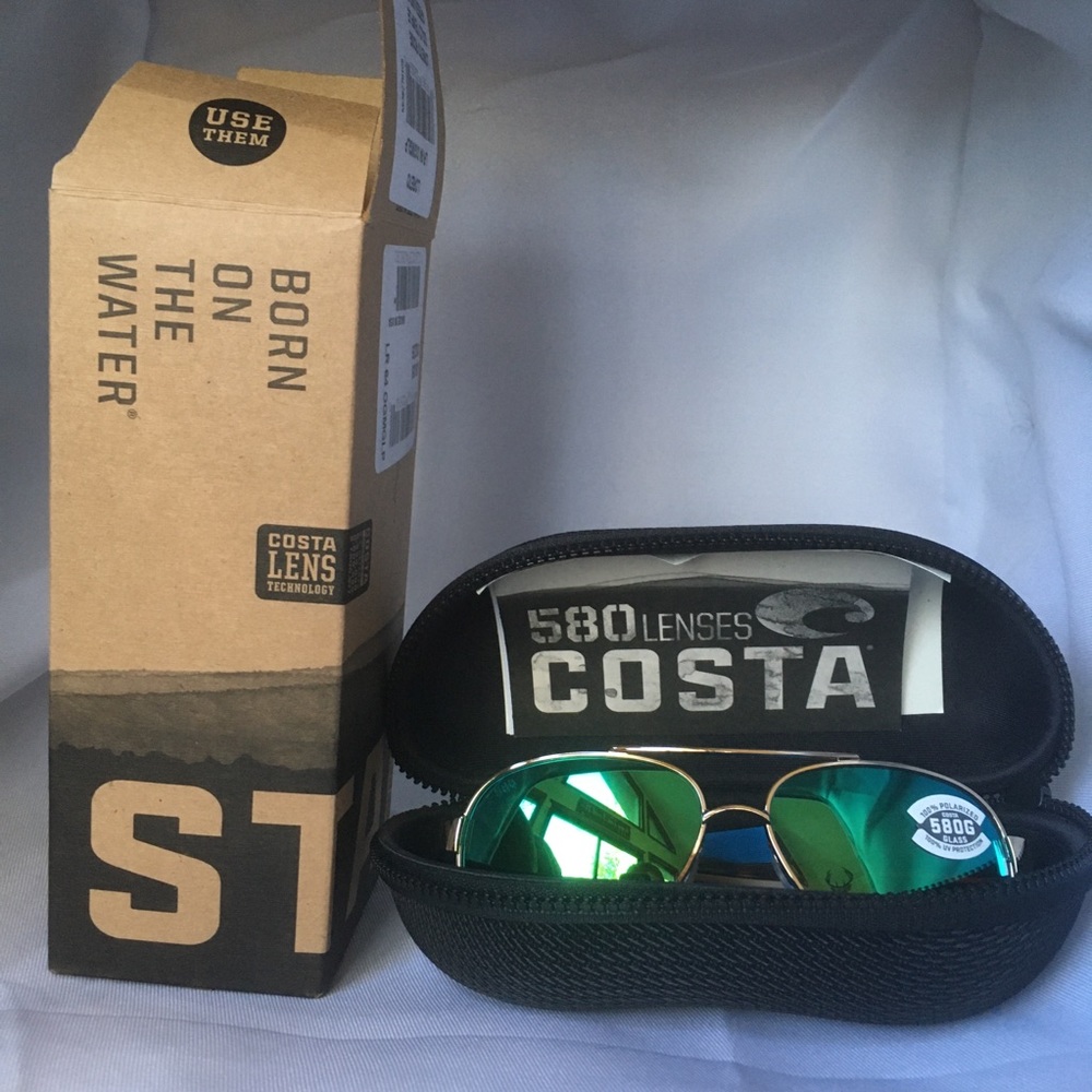 *NEW Costa Women’s sunglasses Loreto